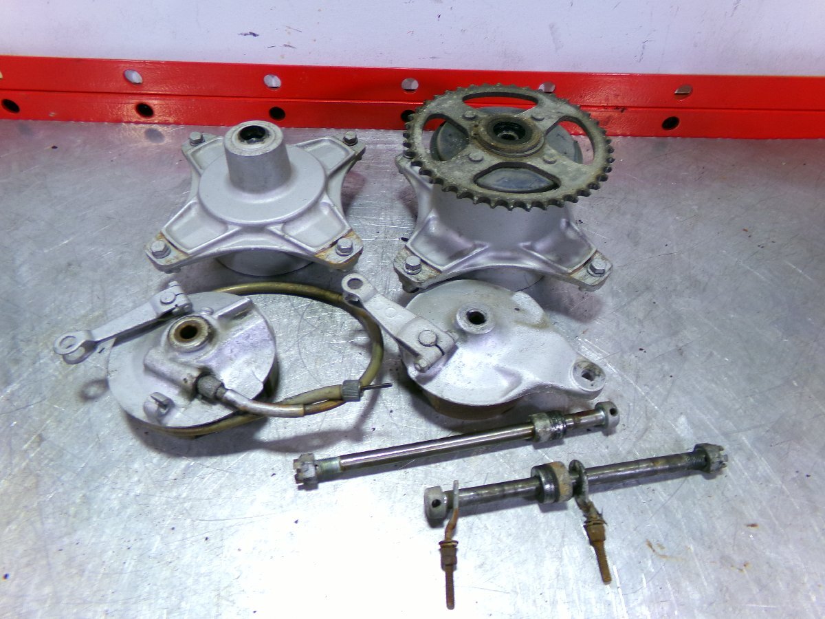 6V ダックス/DAX ST50-5063***前後4本ハブ&ドラム＆シャフト&メーターケーブル/当時物/10_画像1