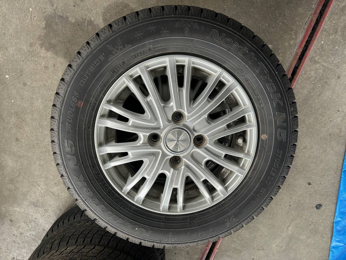 ノーストレックN5　145/80R13　オートバックス　スタッドレスタイヤ　バリ山　9.5部山以上　2022年　軽自動車　アルト_画像2