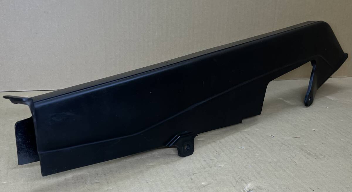 ●特選中古1点限●カワサキ 純正★GPZ900R/Ninja/ニンジャ A7~後期★ノーマル/チェーン/ケース/カバー/ガード ブラック 黒 KAWASAKI DD636_画像3