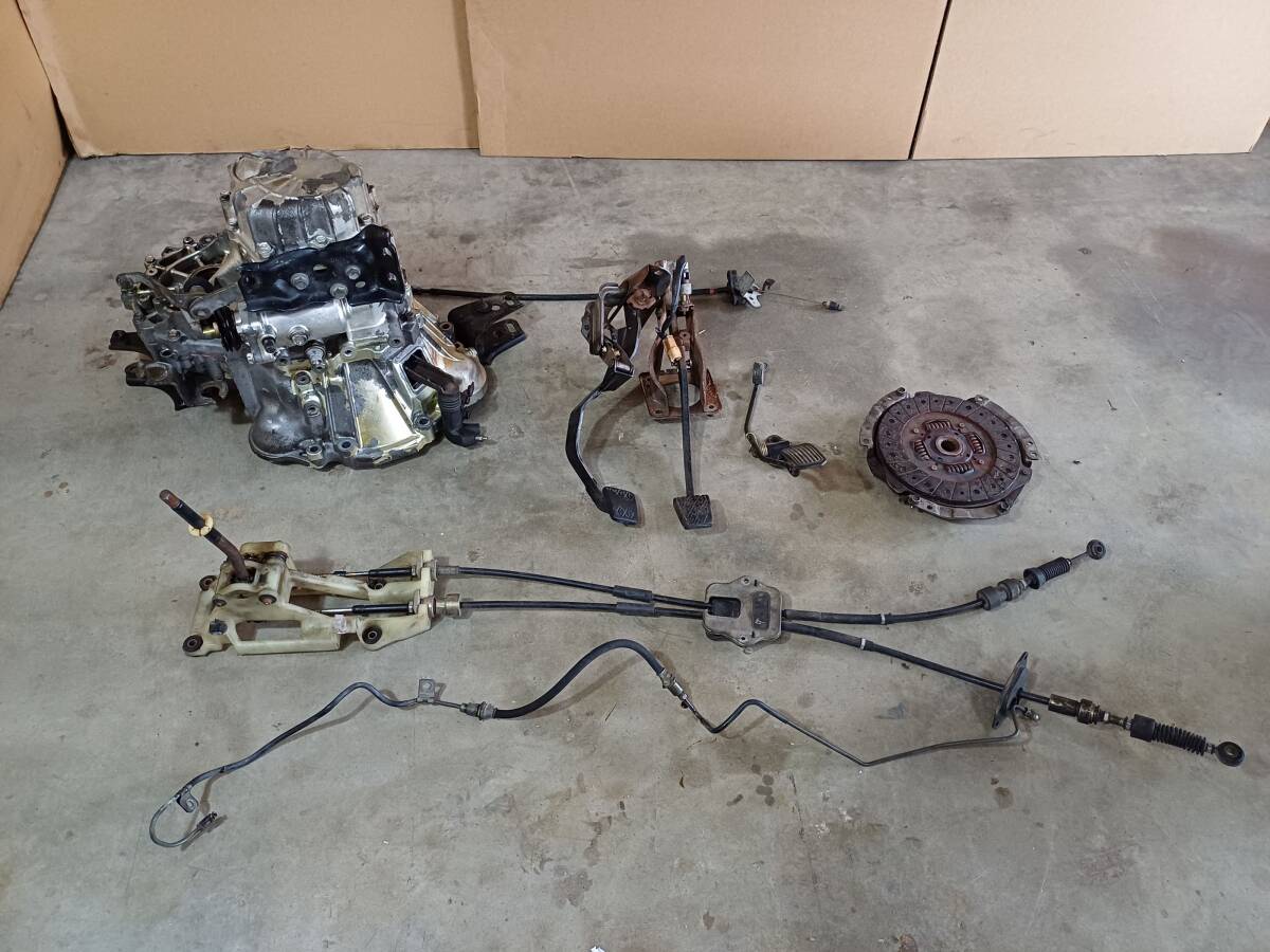 (MS0073 001) トヨタ ４AGE 純正 6速 MT ミッション トランスミッション 載せ替えキット付き 変換一式 中古~希少_画像1