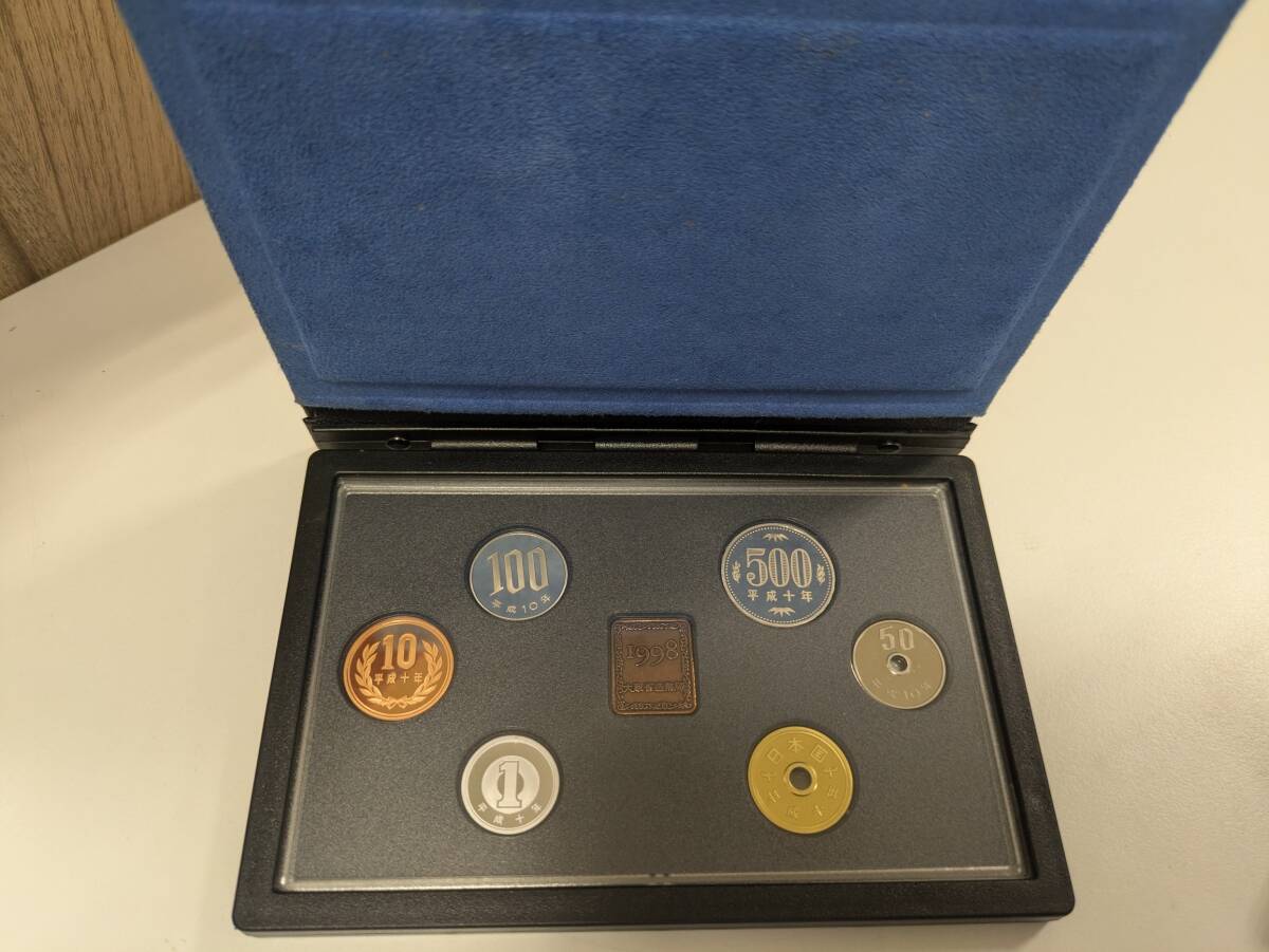 プルーフ貨幣セット 1990年銘版有り 1993年銘版有り 1998年銘版有り 2002年銘版有り 造幣局 コインセット 記念硬貨 4個まとめ◆27991-3_画像8