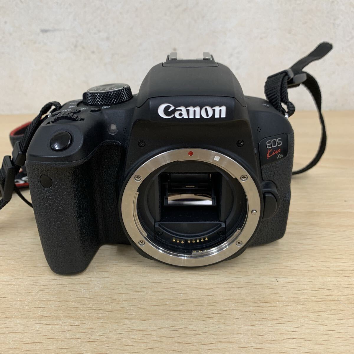 中古品?美品 キャノン Canon EOS X9i ダブルズームキット EF-S 18-55 / 55-250 Kit デジタル一眼レフカメラ?デジタルカメラ