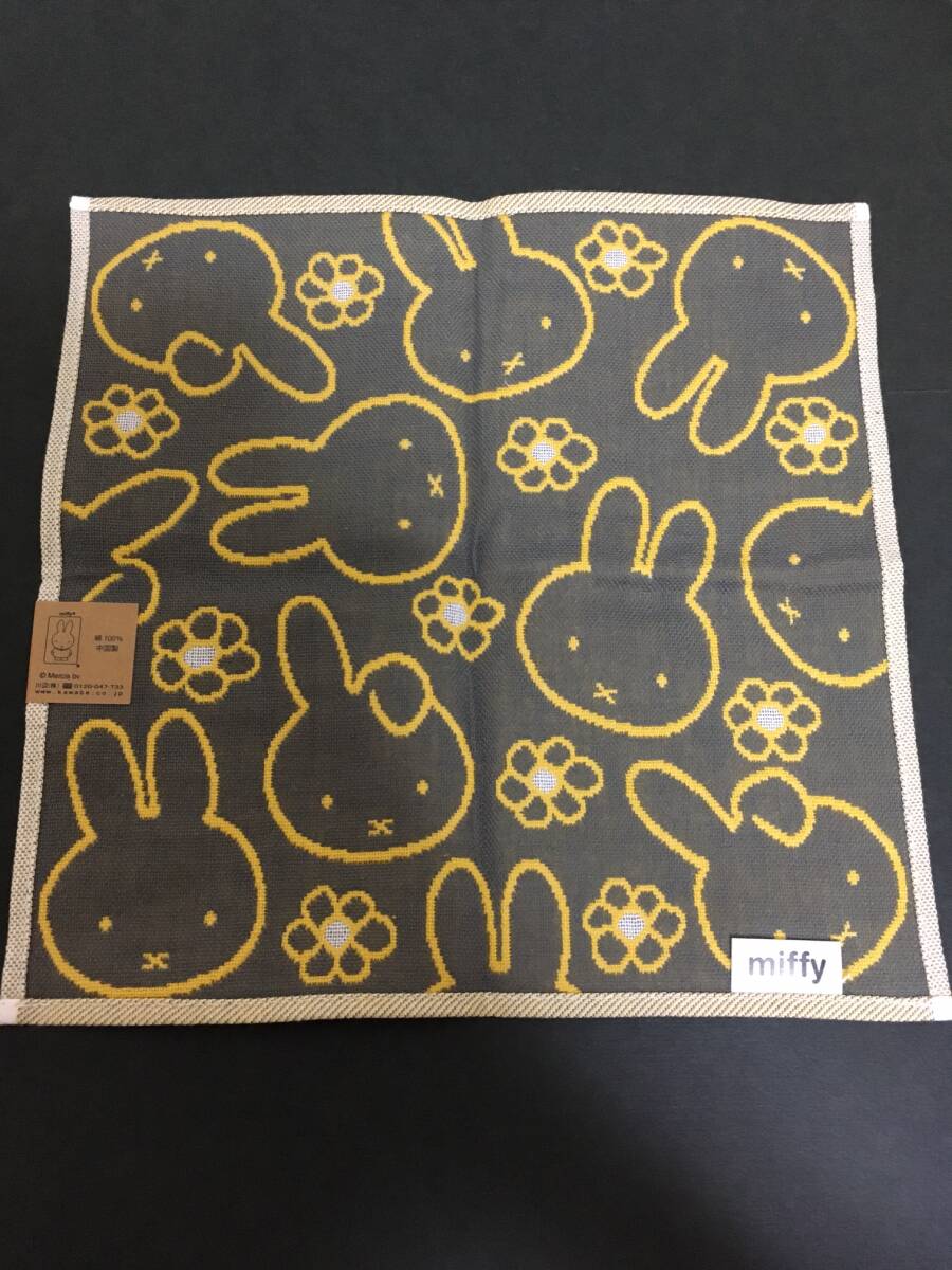 miffy/ミッフィー　３重ガーゼハンカチ☆彡　ミッフィー&ダーン　イエロー☆　タオルハンカチ　新品　MIFFY＆DAN_画像7