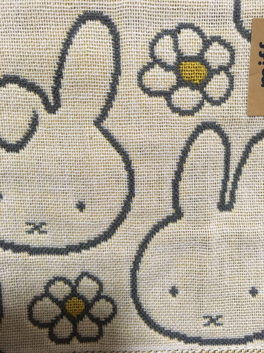 miffy/ミッフィー　３重ガーゼハンカチ☆彡　ミッフィー&ダーン　イエロー☆　タオルハンカチ　新品　MIFFY＆DAN_画像5
