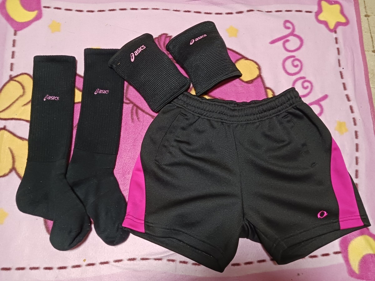 女子バレーボール　３点セット ゲームパンツ 膝サポーター ソックス_画像1