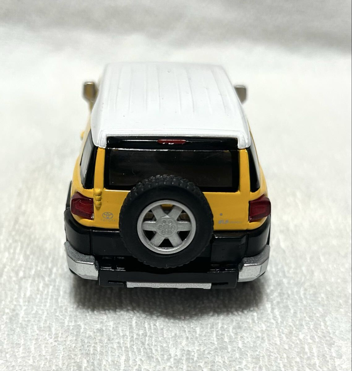 KINSMART キンスマート トヨタ FJクルーザー TOYOTA FJCruiser 1/36 新品_画像3