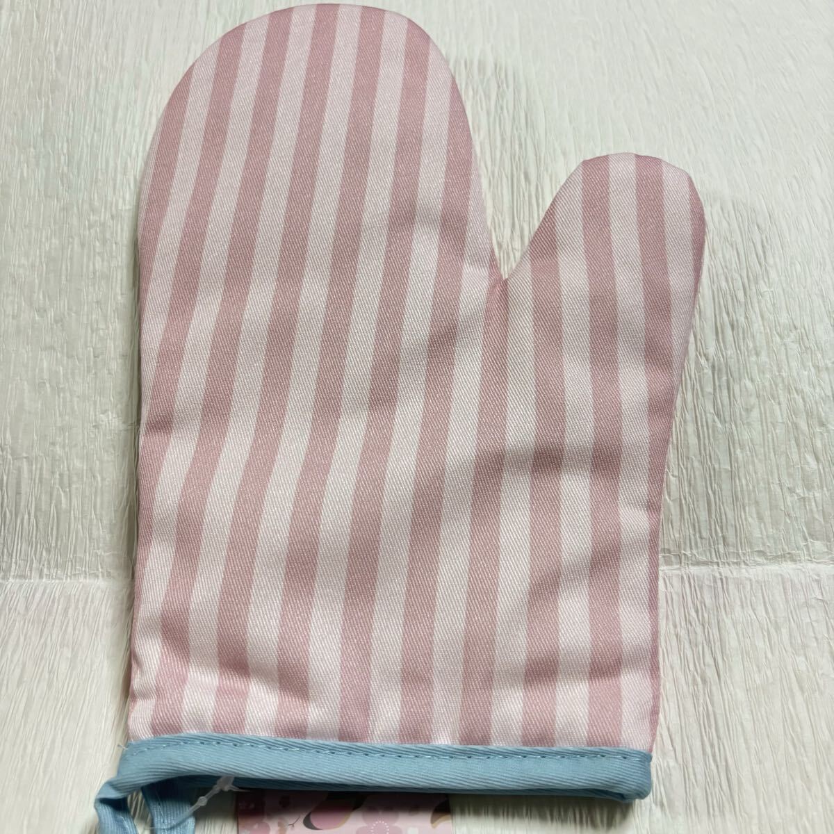 匿名配送 送料無料 バンビ ミトン 鍋敷き セット ディズニー 海外限定 キッチン用品 鍋つかみ ピンク お花 動物 ストライプ_画像3