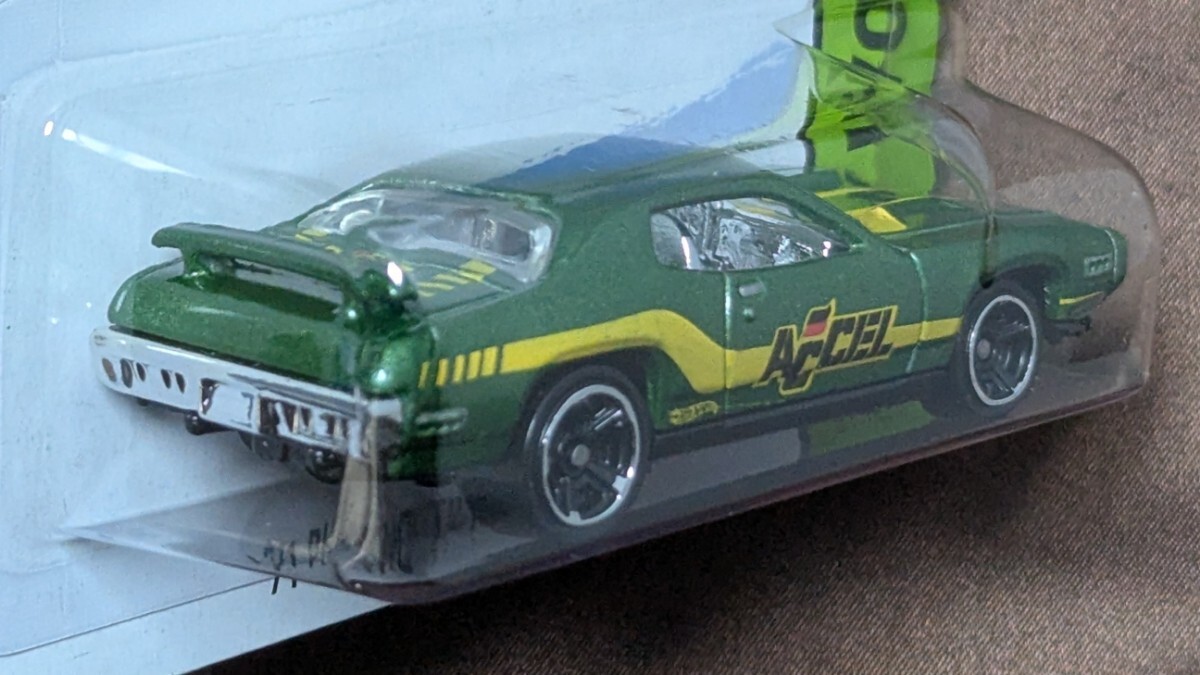 Hot Wheels 2014 Basic HW Workshop: HW Performance '71 Plymouth Road Runner ホットウィール ベーシック_画像5