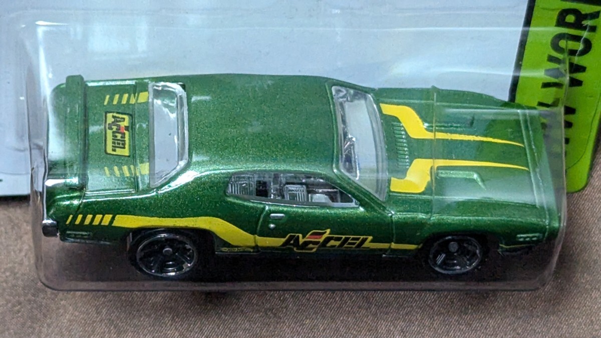 Hot Wheels 2014 Basic HW Workshop: HW Performance '71 Plymouth Road Runner ホットウィール ベーシック_画像6