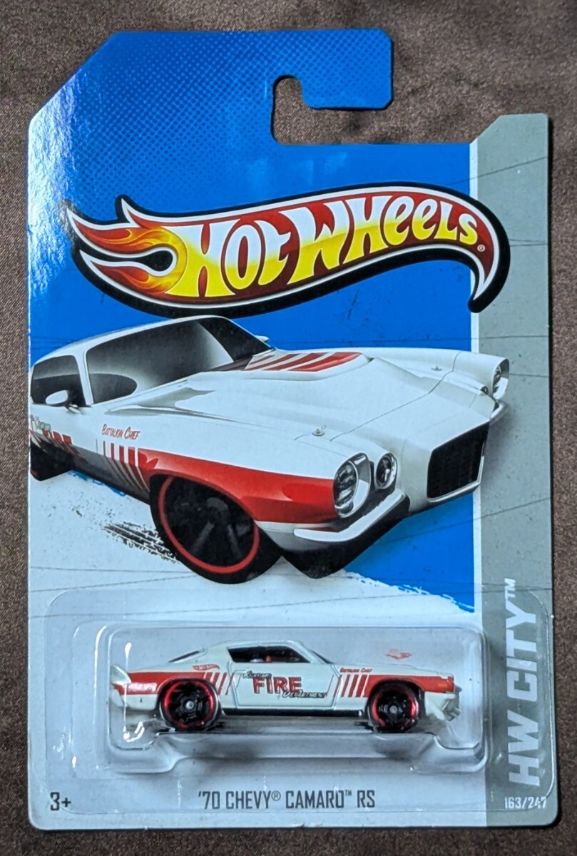 Hot Wheels 2012 Basic HW Main Street: '70 Chevy Camaro RS ホットウィール ベーシック_画像1