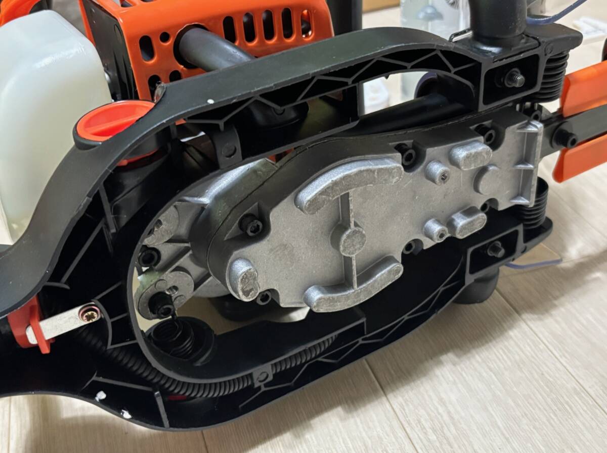 エンジン式 両刃ヘッジトリマー AA12CA 検:ガーデニング 庭木 生垣 剪定 歩道手入れ 草刈機 刈払機 刈り込み 庭園 _画像9