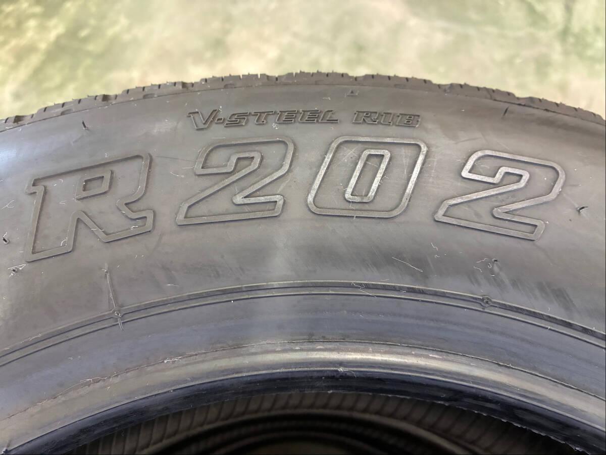 【M】 新車ハズシ 175/75R15  R202  ブリヂストン 夏 4本セット 夏の猛暑と パンク対策に!  今のうちです。2024年製_画像7