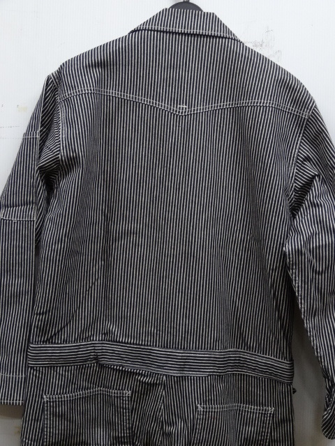 ディッキーズD7１6　つなぎ　ヒッコリーブラック　Mサイズ　お値打ち品　税込み７４００円_画像2