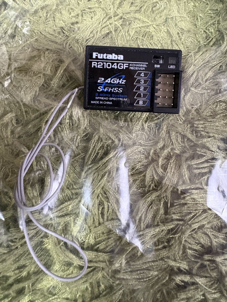 ラジコン RC 受信機　R2104GF S-FHSS 2.4G フタバ　Futaba レシーバー_画像1