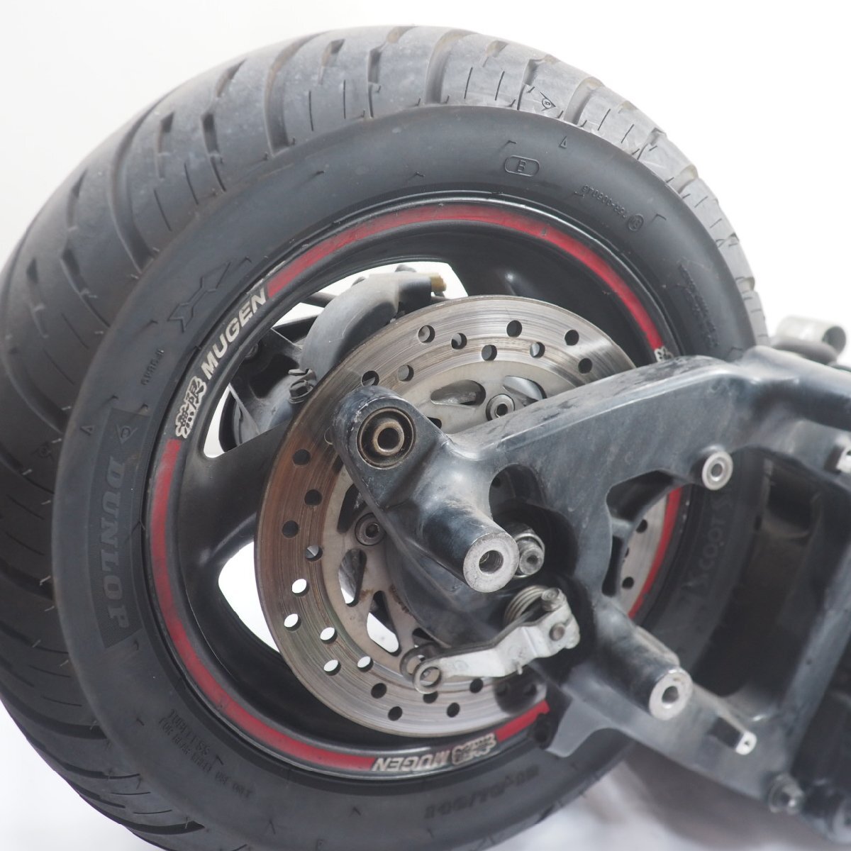 クランキングOK フォルツァZ エンジン 2006年 MF08 MF08-1313xxx engine forza 無限 セルモーター ホイール スイングアーム MF08E_画像2