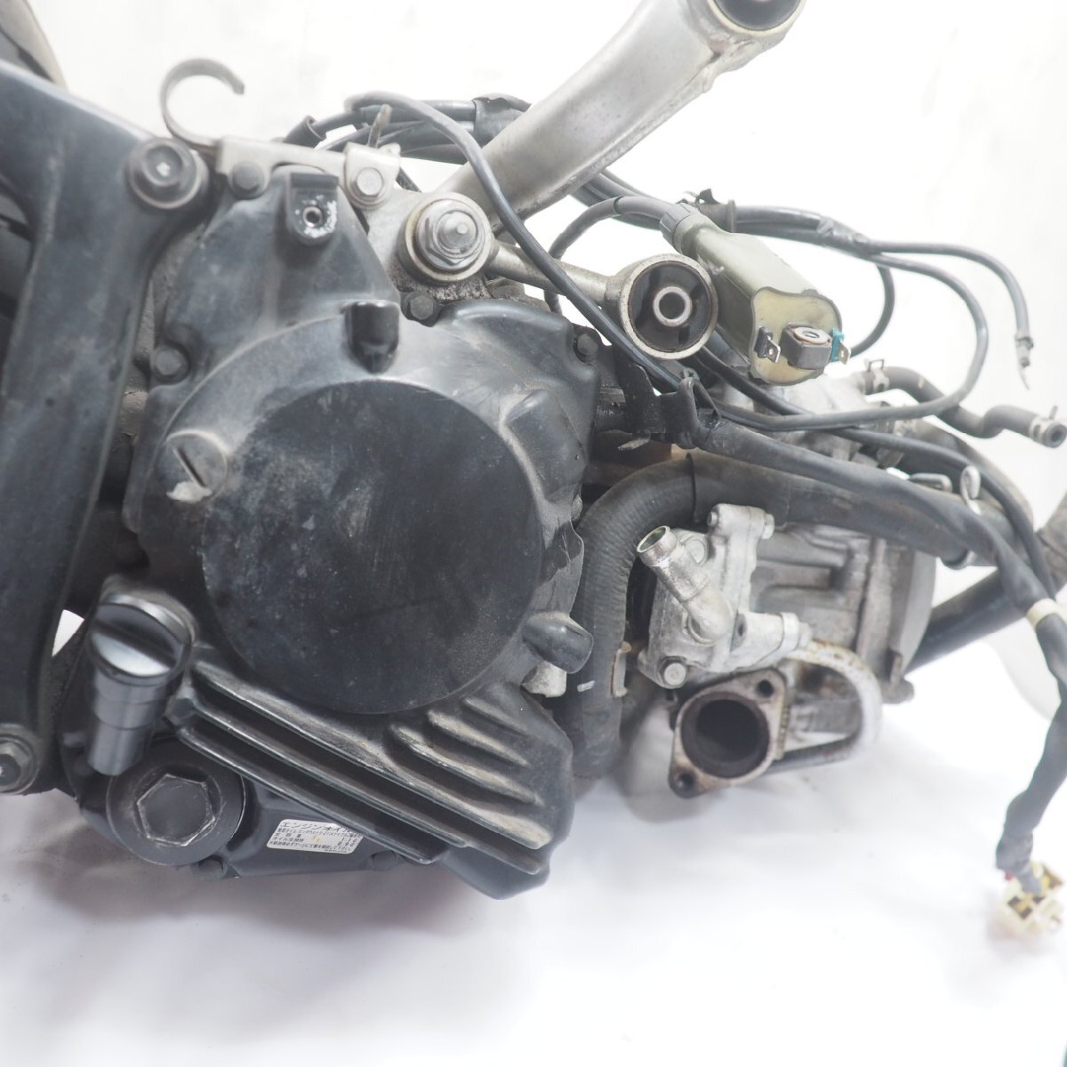 クランキングOK フォルツァZ エンジン 2006年 MF08 MF08-1313xxx engine forza 無限 セルモーター ホイール スイングアーム MF08E_画像3