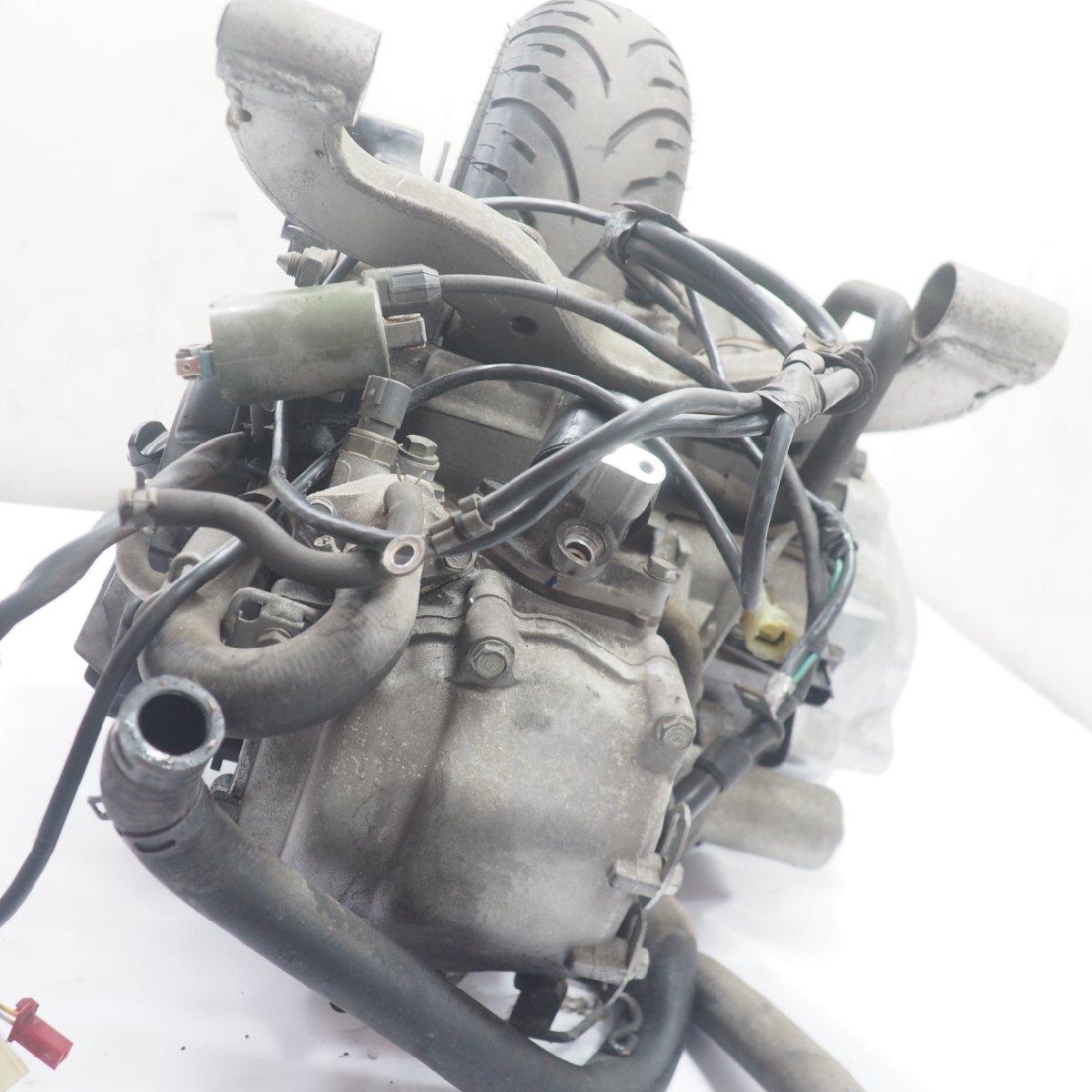 クランキングOK フォルツァZ エンジン 2006年 MF08 MF08-1313xxx engine forza 無限 セルモーター ホイール スイングアーム MF08E_画像4