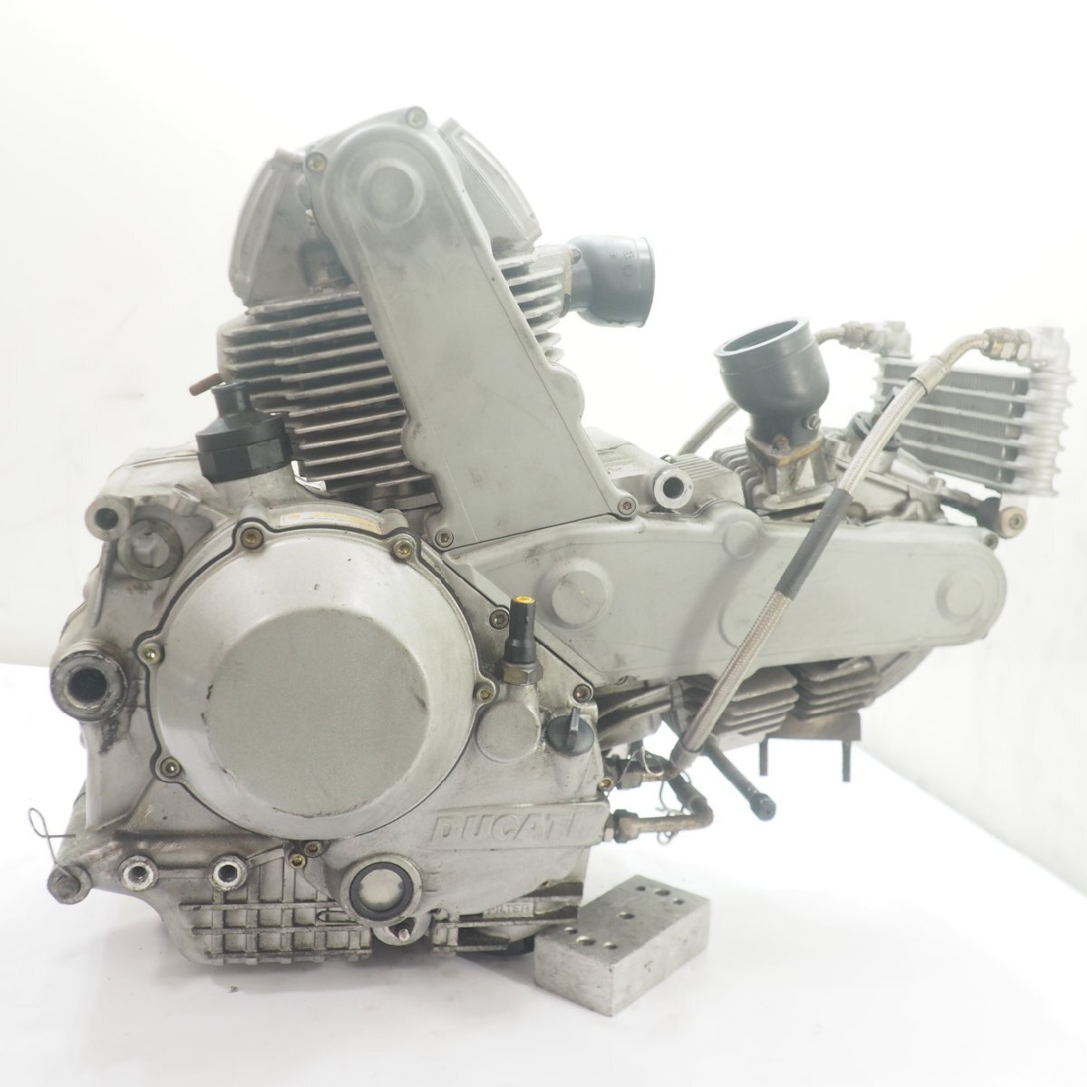  Ducati 900SS двигатель ZDM904A2-010xxx engine ducati 98 год сторона .? маслоохладитель трансмиссия Ducati SS900 M900