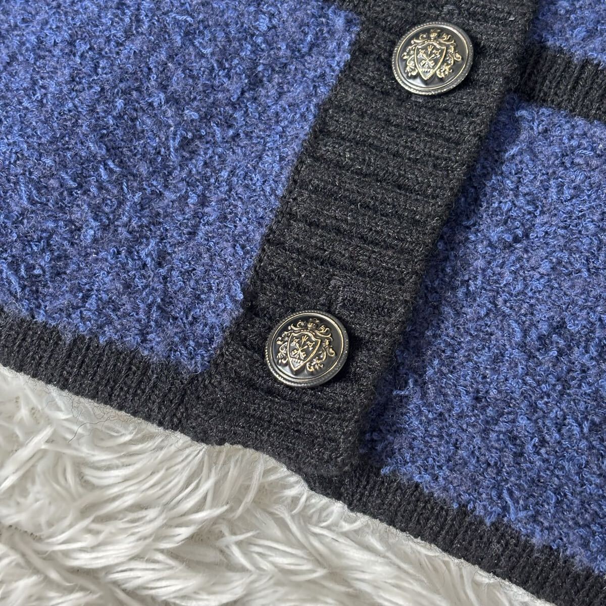 23年　Rene ルネ　ウールカーディガン　ロゴプレート　6332470_画像6