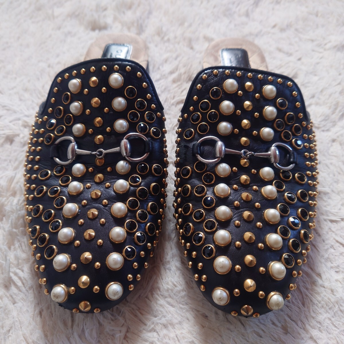 1円〜 美品 GUCCI グッチ サンダル スタッズ ホースビット パール ストーン ブラック 黒 キルティング スリッパ 24.0cm相当 37 レザー 希少_画像2