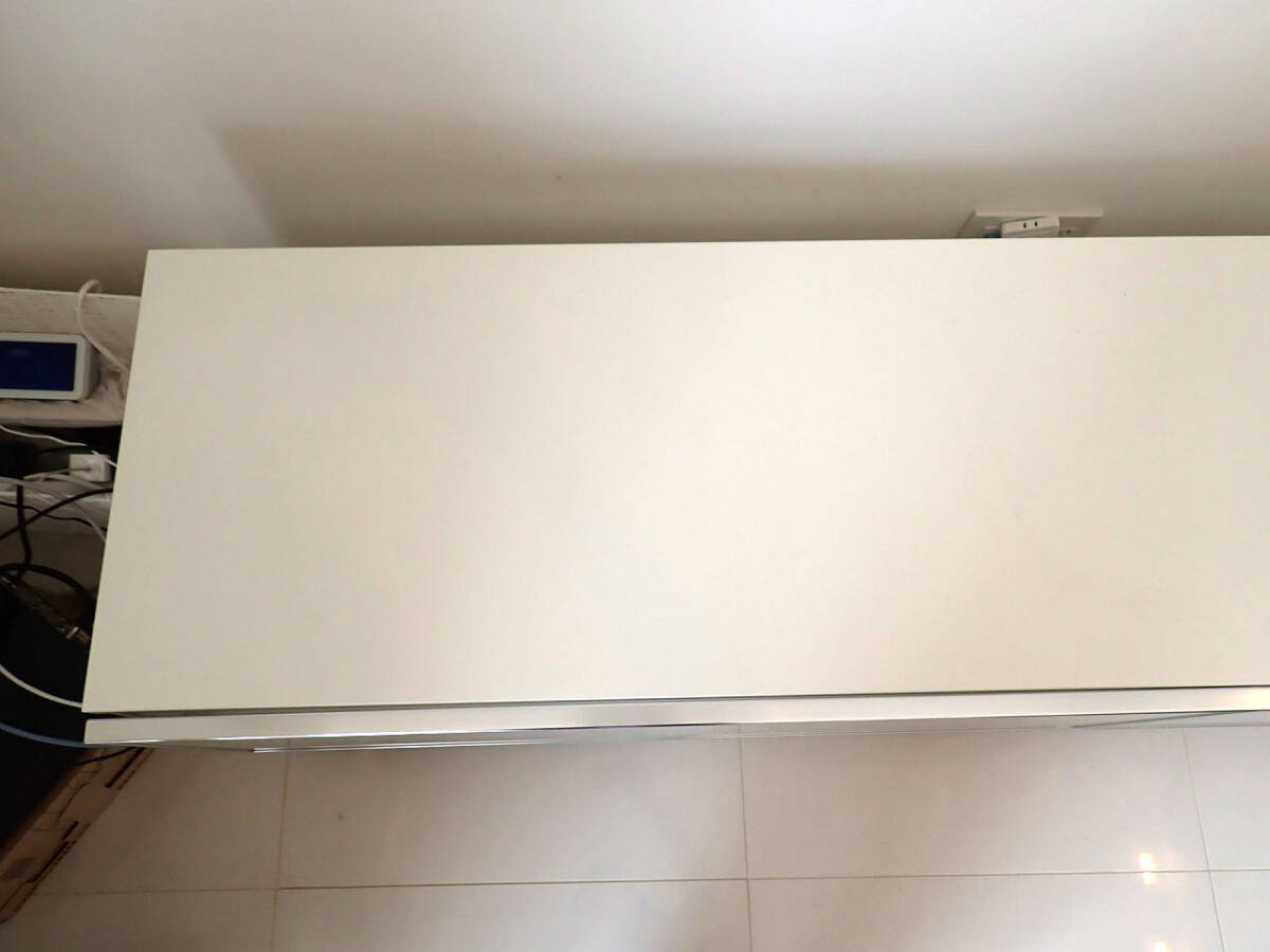 中古 テレビボード BoConcept Volani ボーコンセプト ボラーニ 2050×460×490mm TV台 AVボード ホワイト 白 モダン 北欧 埼玉県 戸田市_画像4