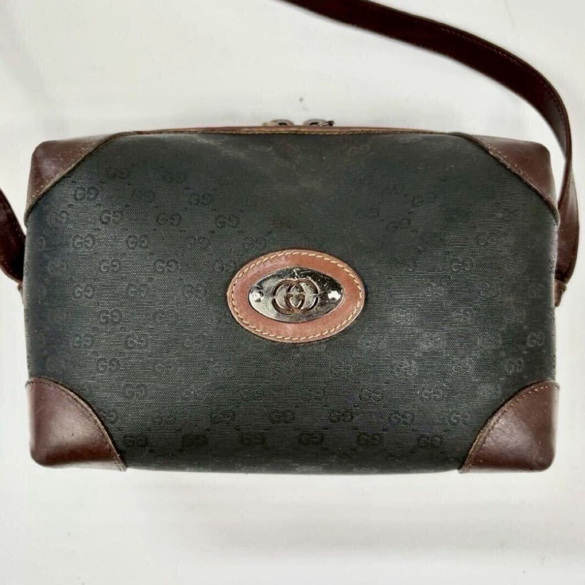 GUCCI グッチ ショルダーバッグ オールドグッチ レザー ヴィンテージ 斜め掛け ゴールド金具 ブラウン ブラック PVC 茶色 黒 GG 総柄_画像2