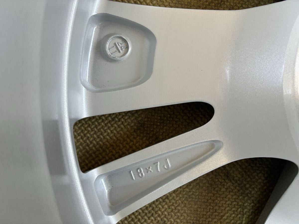 新車外し トヨタ 新型 クラウン クロスオーバー 純正ホイール4本セット 18インチ7J+40 114.3-5H 熊本(送料安い) スタッドレス用に_画像8