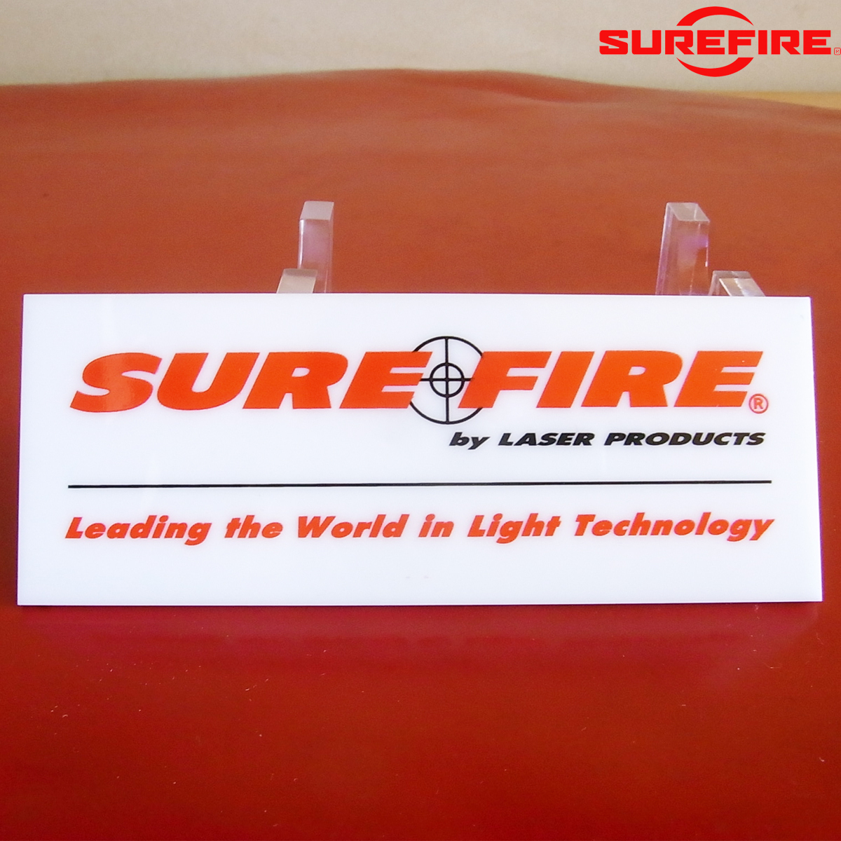 SUREFIRE Sure fire Laser Products кожа Pro канал не продается экспонирование для дисплей акрил подставка  SUREFIRE Sure fire Laser Products кожа Pro канал не продается экспонирование для дисплей акрил подставка