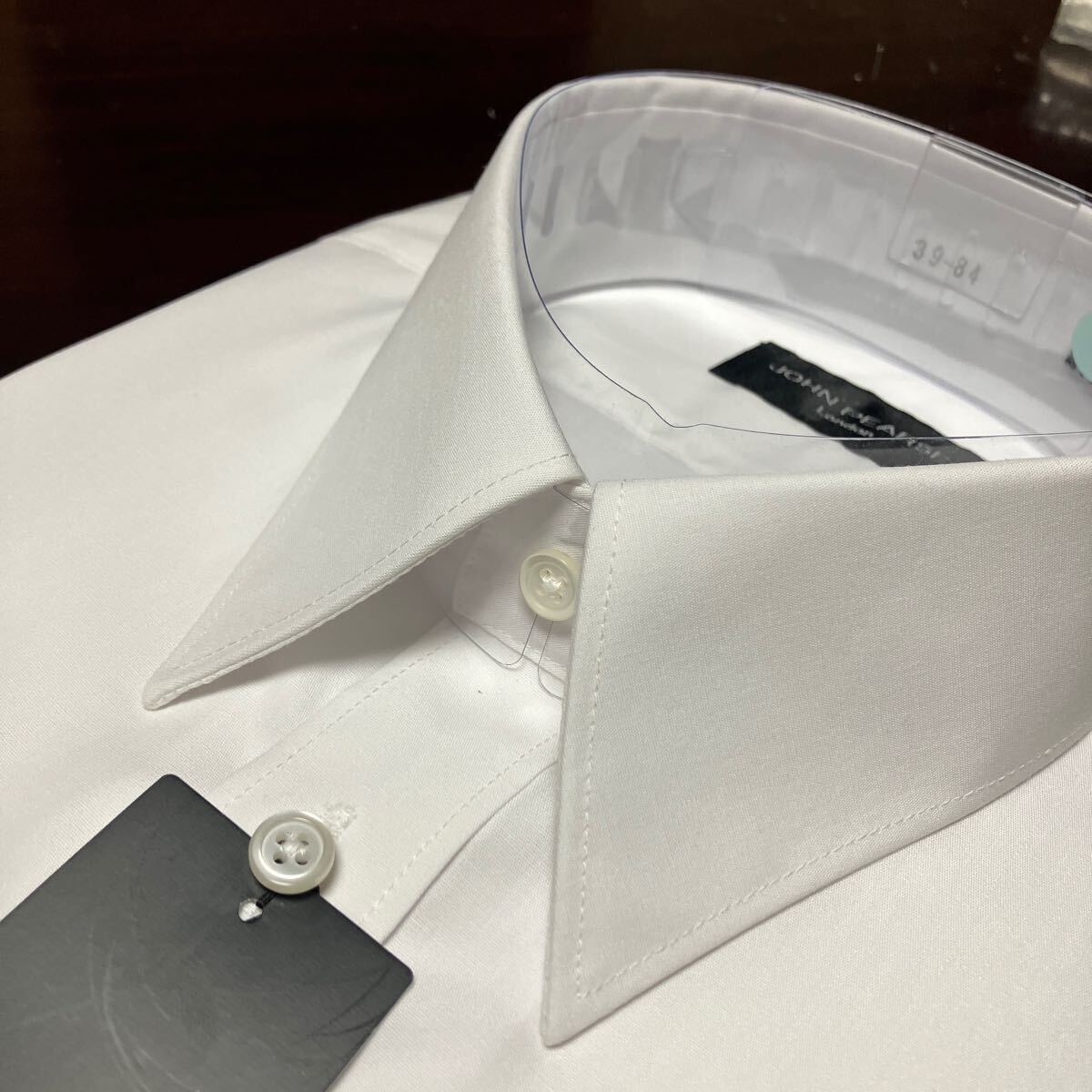 JOHN PEARSE 形態安定白無地ワイシャツ　3L(45-82）☆スリムタイプ　レギュラーカラー_画像1