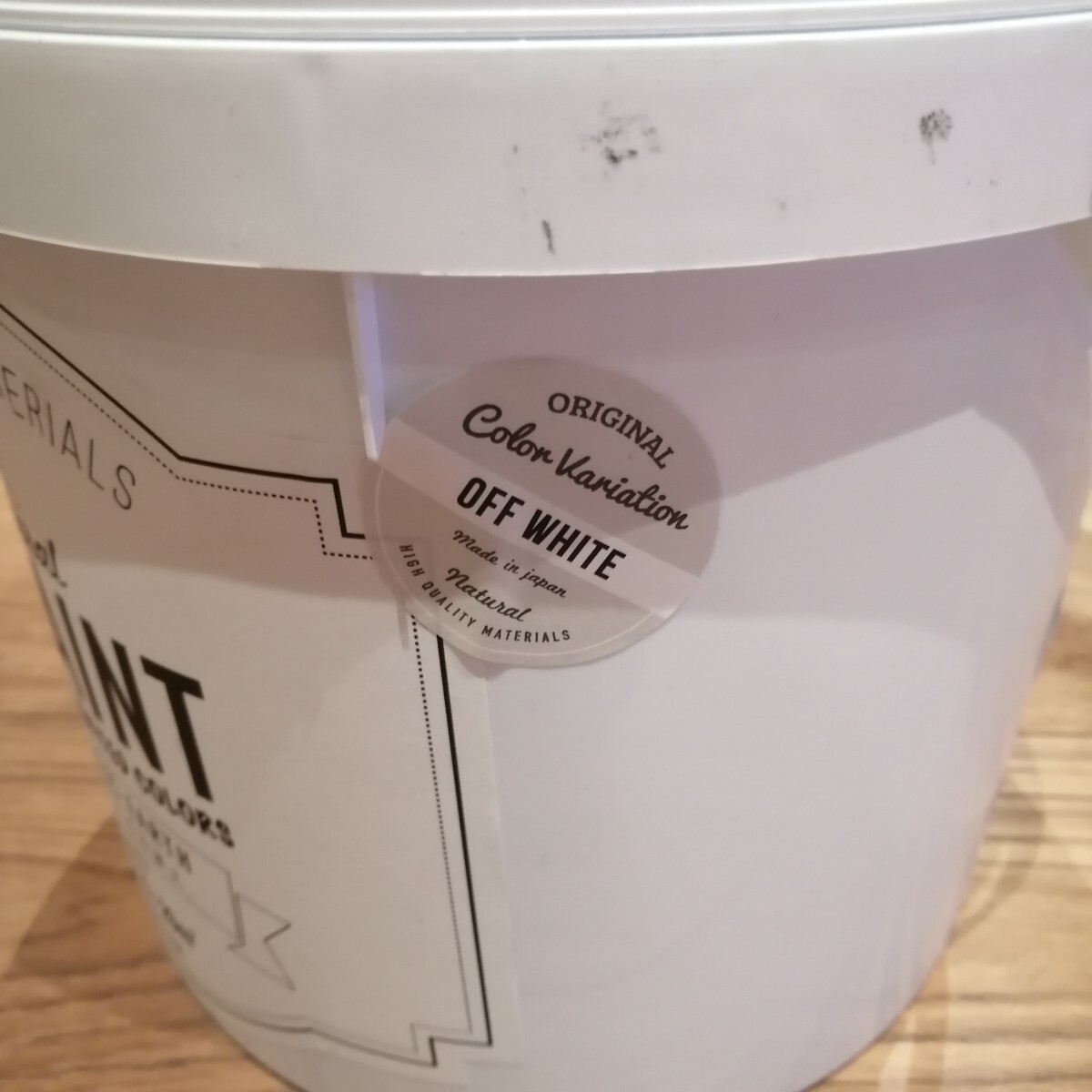新品未開封 珪藻土塗料 壁紙の上から塗れる Kペイント オフホワイト 5kg ワンウィル 【消臭・調湿・防火・抗菌】_画像2