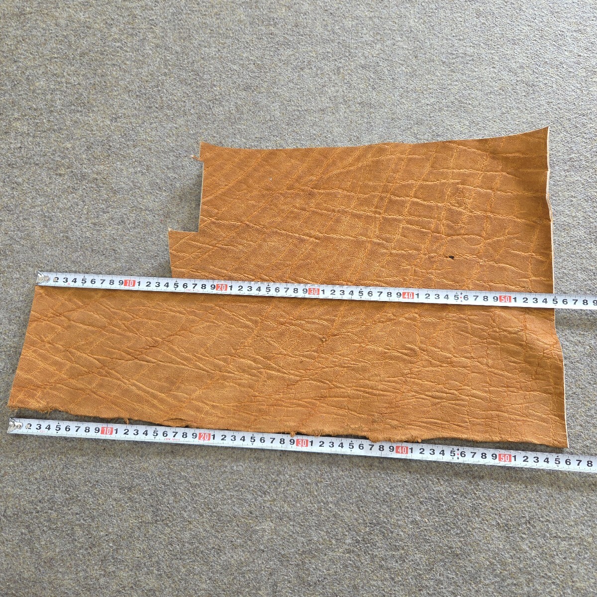 エレファント 像 本革！1枚端切れ！マット山吹色！送料無料！