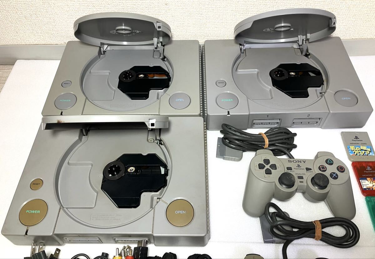 KGNY5799 SONY ソニー PlayStation PS1 プレイステーション SCPH-7500 コントローラー メモリーカード ソフト まとめ ジャンク 現状品_画像2