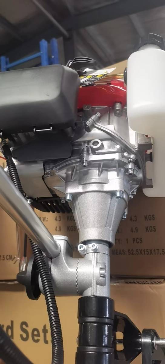 船外機 4スト 53cc エンジン 免許不要 釣り ゴムボート フィッシング 小型_画像4