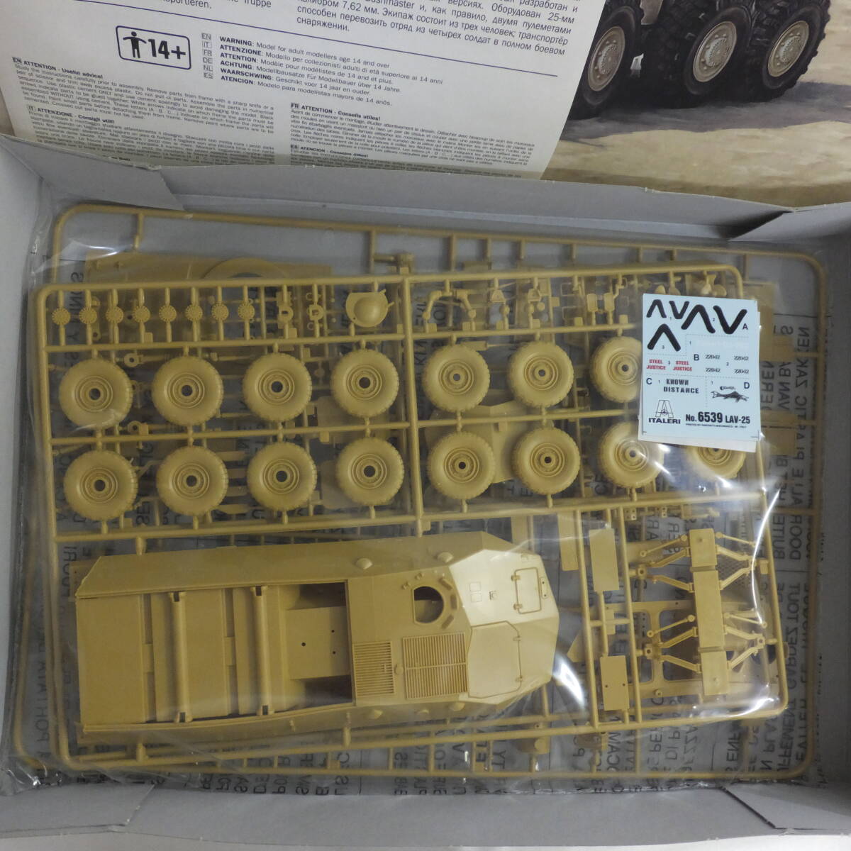 ジャンク！１/３５・イタレリ・NO.6539・アメリカ・LAV-25・“ピラニア”！_画像3