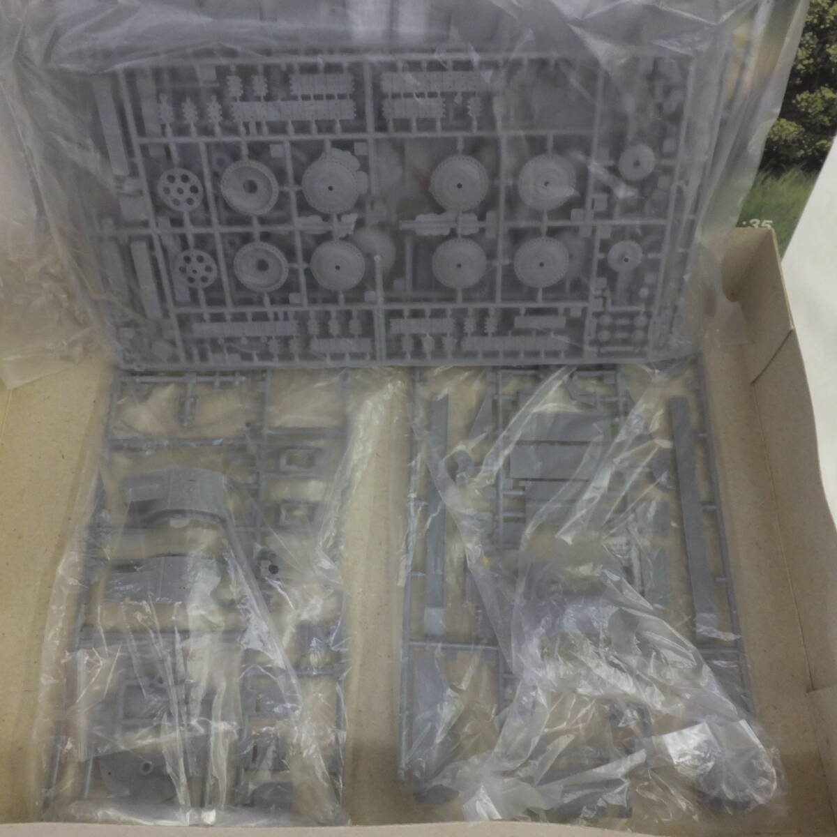  ジャンク！１/３５・イースタンエキスプレス・NO.35110・ロシア・“BT-7”！_画像4