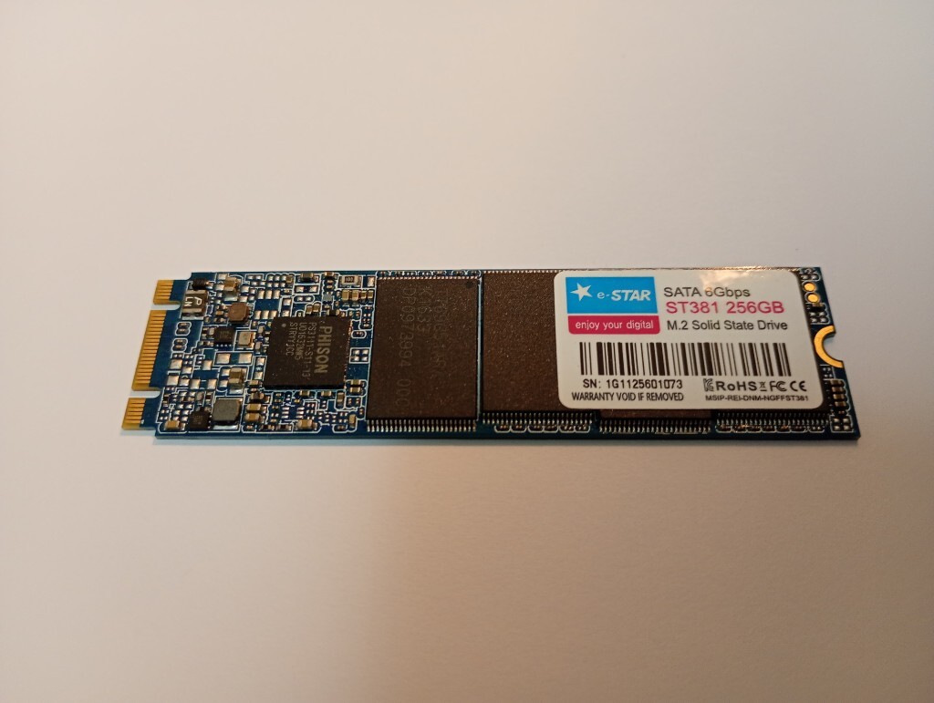 ■ m.2 SSD ■ 256GB （14604時間）　e-STAR　正常判定　送料無料_画像2