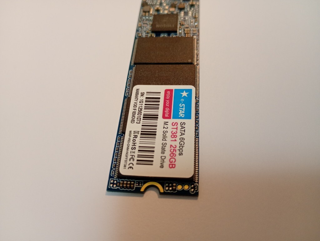 ■ m.2 SSD ■ 256GB （14604時間）　e-STAR　正常判定　送料無料_画像6
