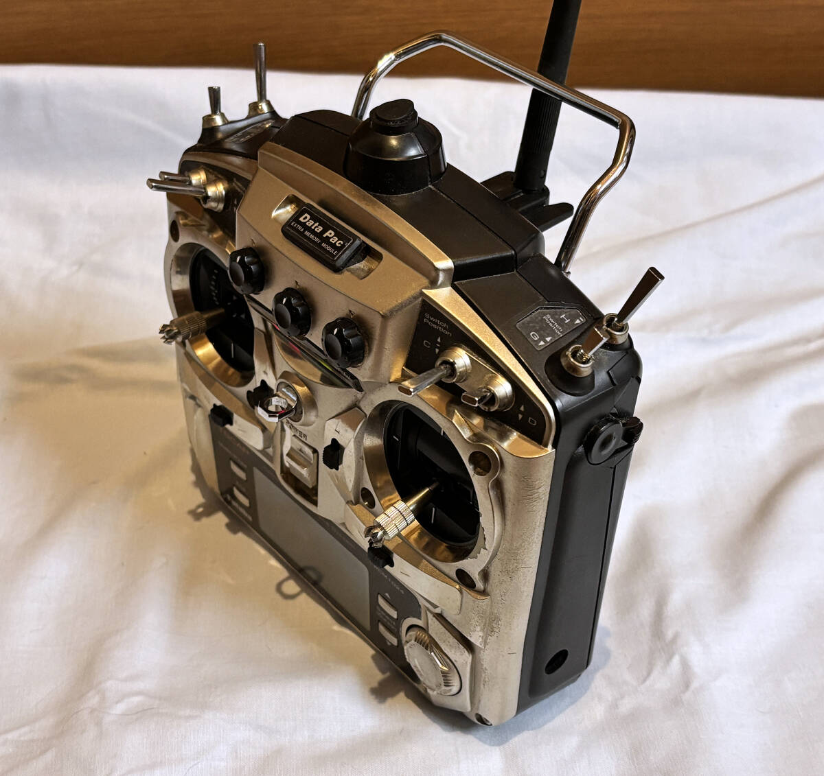 FUTABA 空用プロポ T9CAP(液晶難あり)FASST2.4Ghzモジュール(TM-8)付き 動作品_画像2