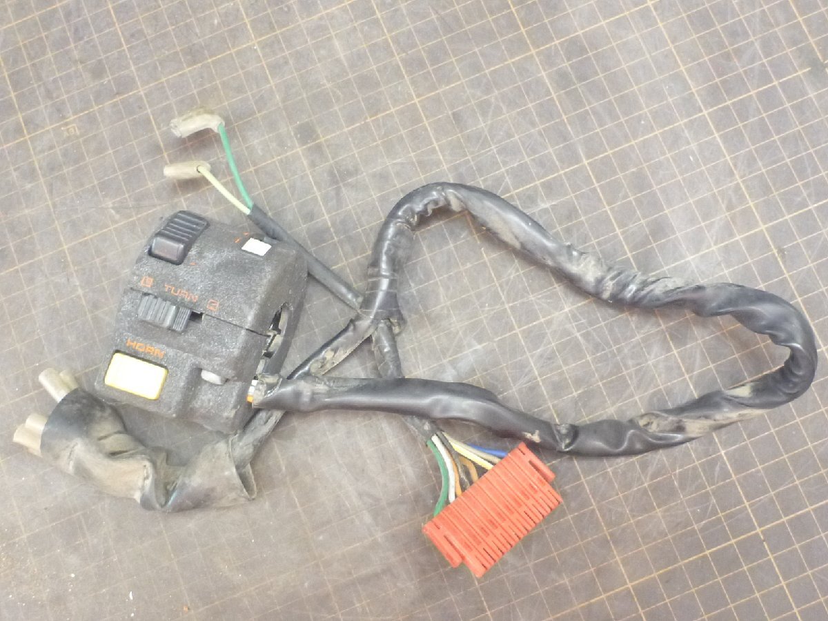 左スイッチ XLX250R MD08 同梱可 6153R1_画像1