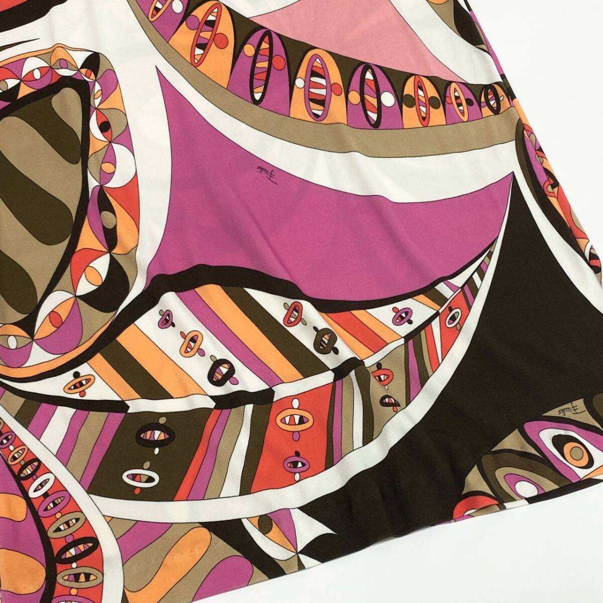 77 EMIRIO PUCCI エミリオプッチ イタリア制 スクエアネック 長袖ワンピース 総柄 シルク混 パーティー レディース 38u02t