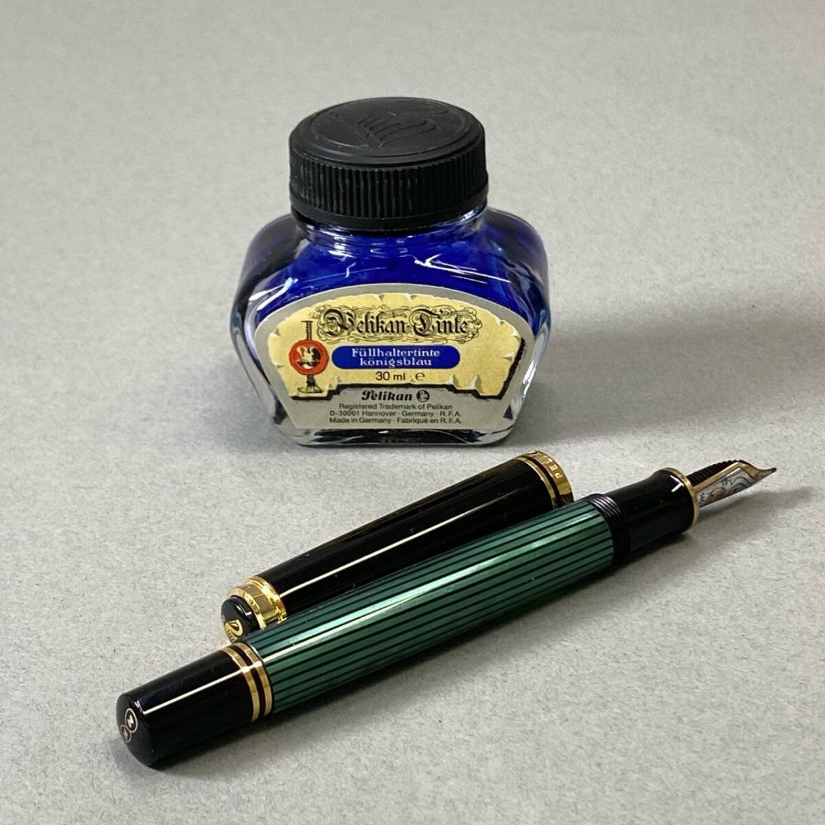 j16《美品》 Pelikan ペリカン SOUVERAN スーベレーン 万年筆 14C 585 グリーン ブラック ストライプ 箱 インク付きt18r_画像2