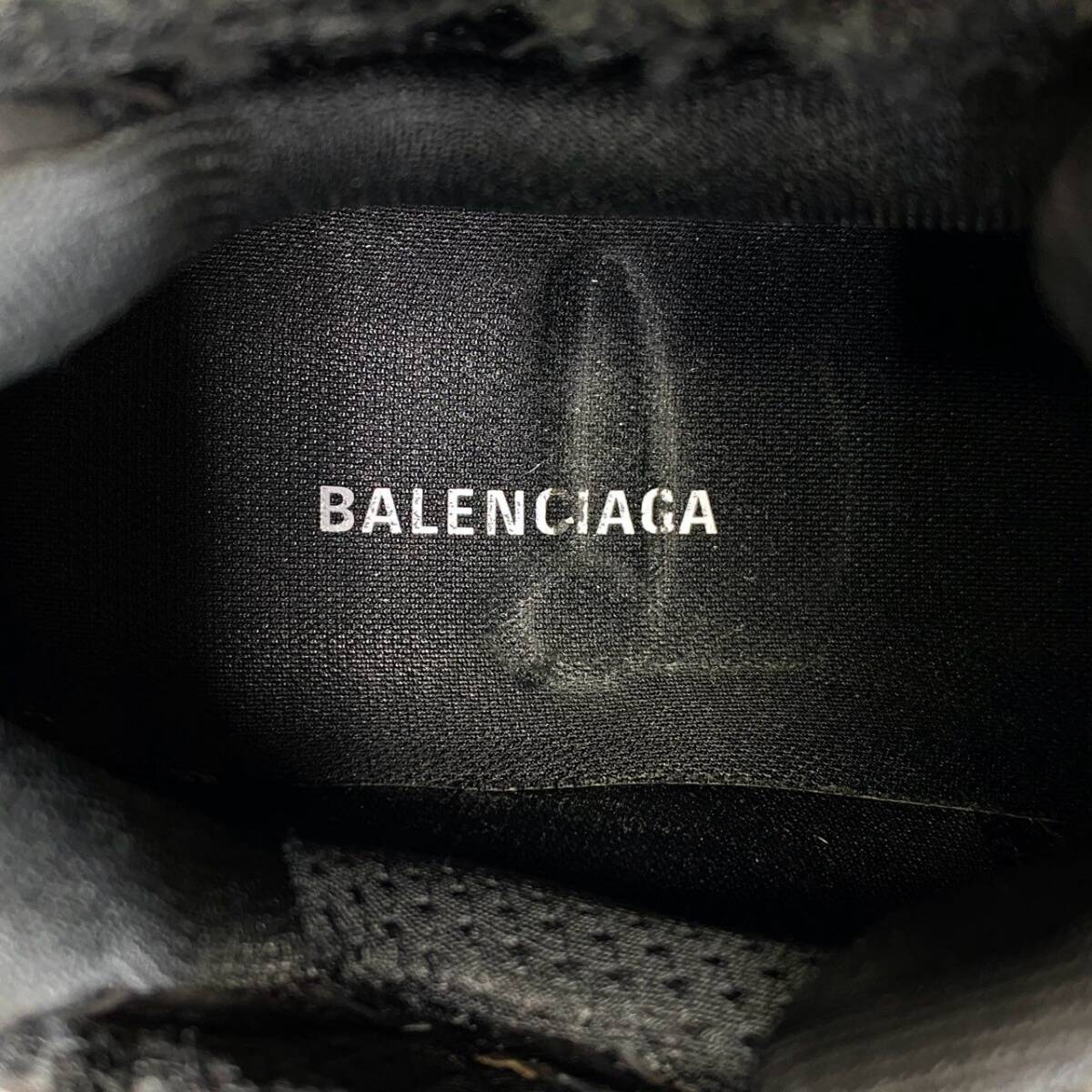 4j23 BALENCIAGA バレンシアガ RUNNER ローカットスニーカー シューズ USED加工 677403 40 26.5cm ブラック メンズo07t_画像8