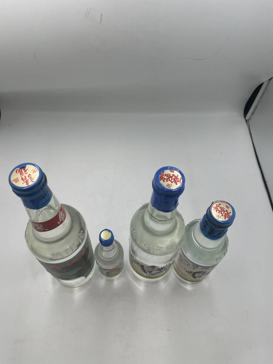 【5683】　1円スタート未開栓　泡波等　泡盛　おまとめ　ラベル難あり　未開封　４本セット　30度　_画像2