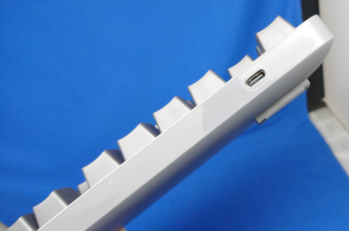 【実質未使用】ELECOM メカニカルキーボード(赤軸)　YK-MC50UKLGY ジャンク_画像5