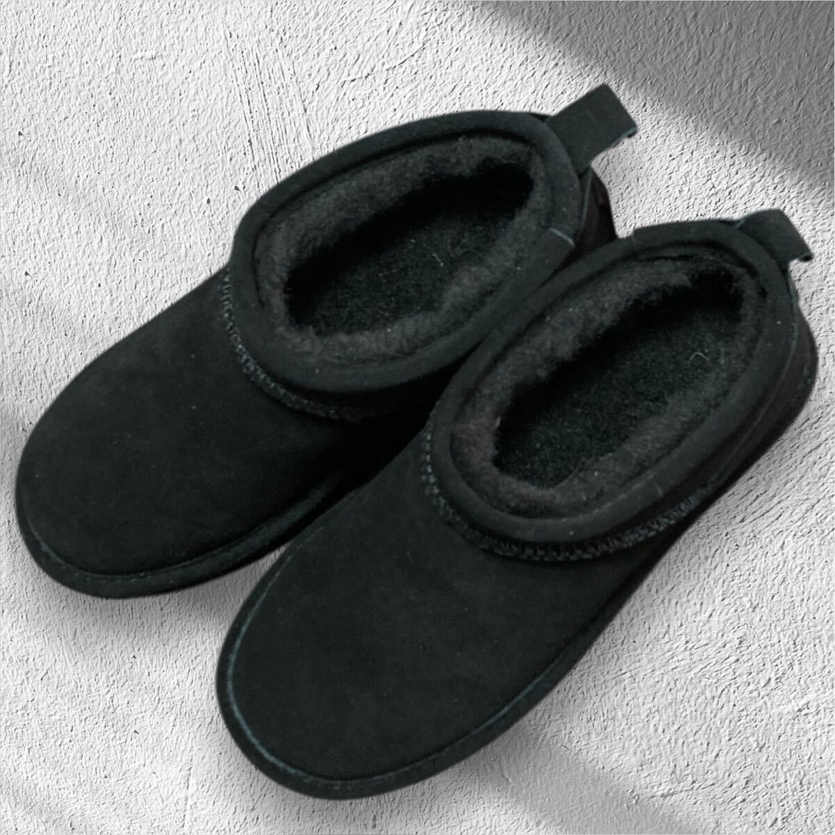 BEARPAW 新品未使用　厚底ブーツ　ムートンブーツ　内ボア　黒　22㎝_画像3