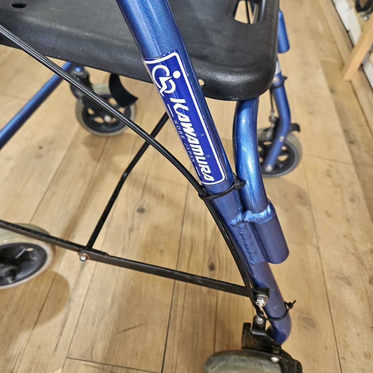  ходунки товары для ухода коляска для пожилых б/у голубой удобно 