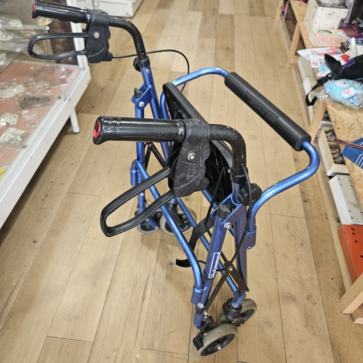  ходунки товары для ухода коляска для пожилых б/у голубой удобно 