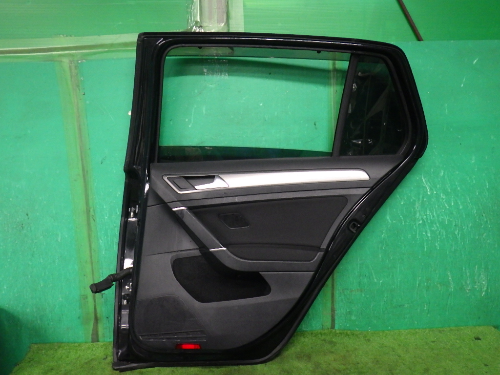 ゴルフ7[AUCJZ]リア右ドア(ロック)レギュレーター LC9X黒_画像6