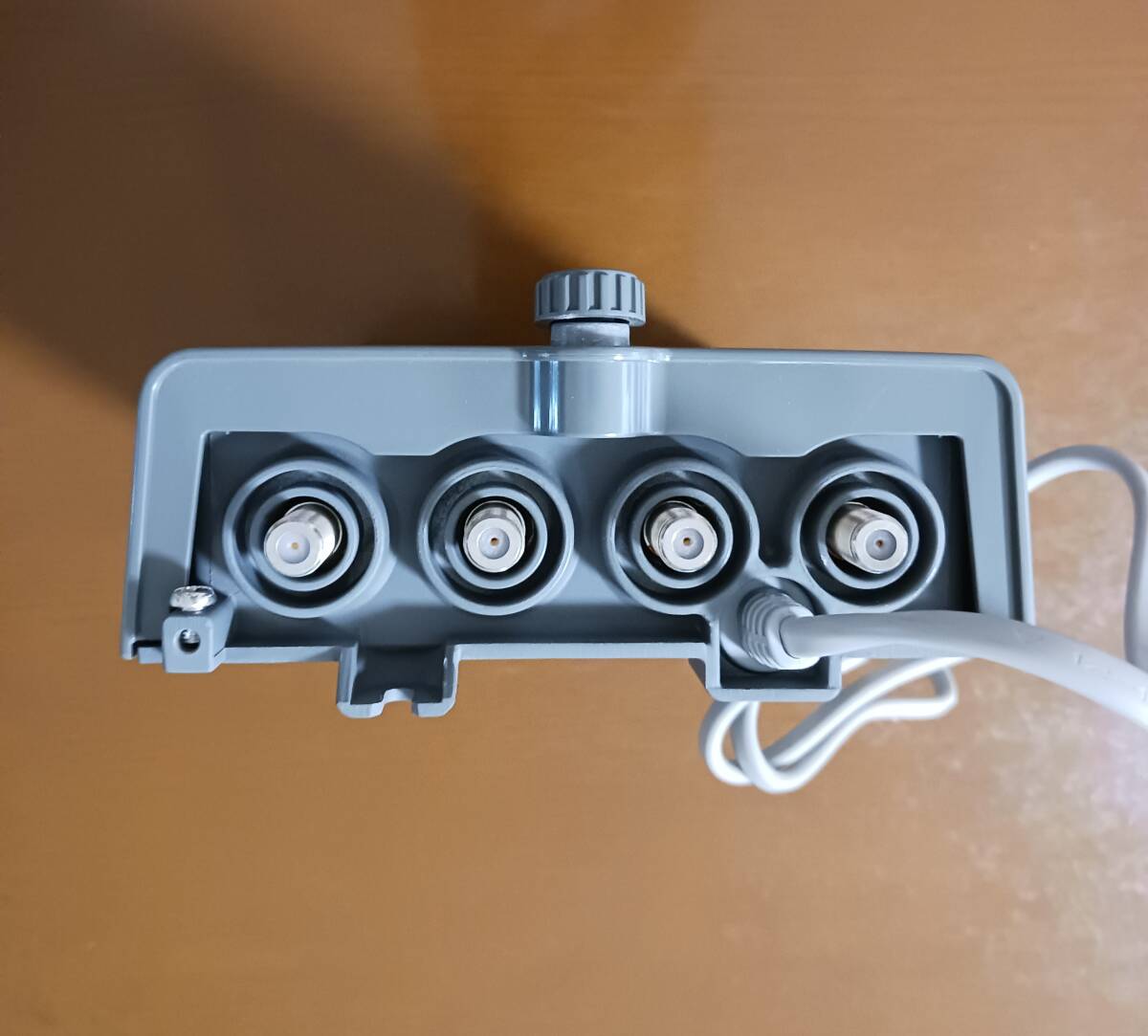 中古現状品 ジャンク ブースター マスプロ MASPRO VU・BS BOOSTER VUBA32 通電のみ確認_画像4