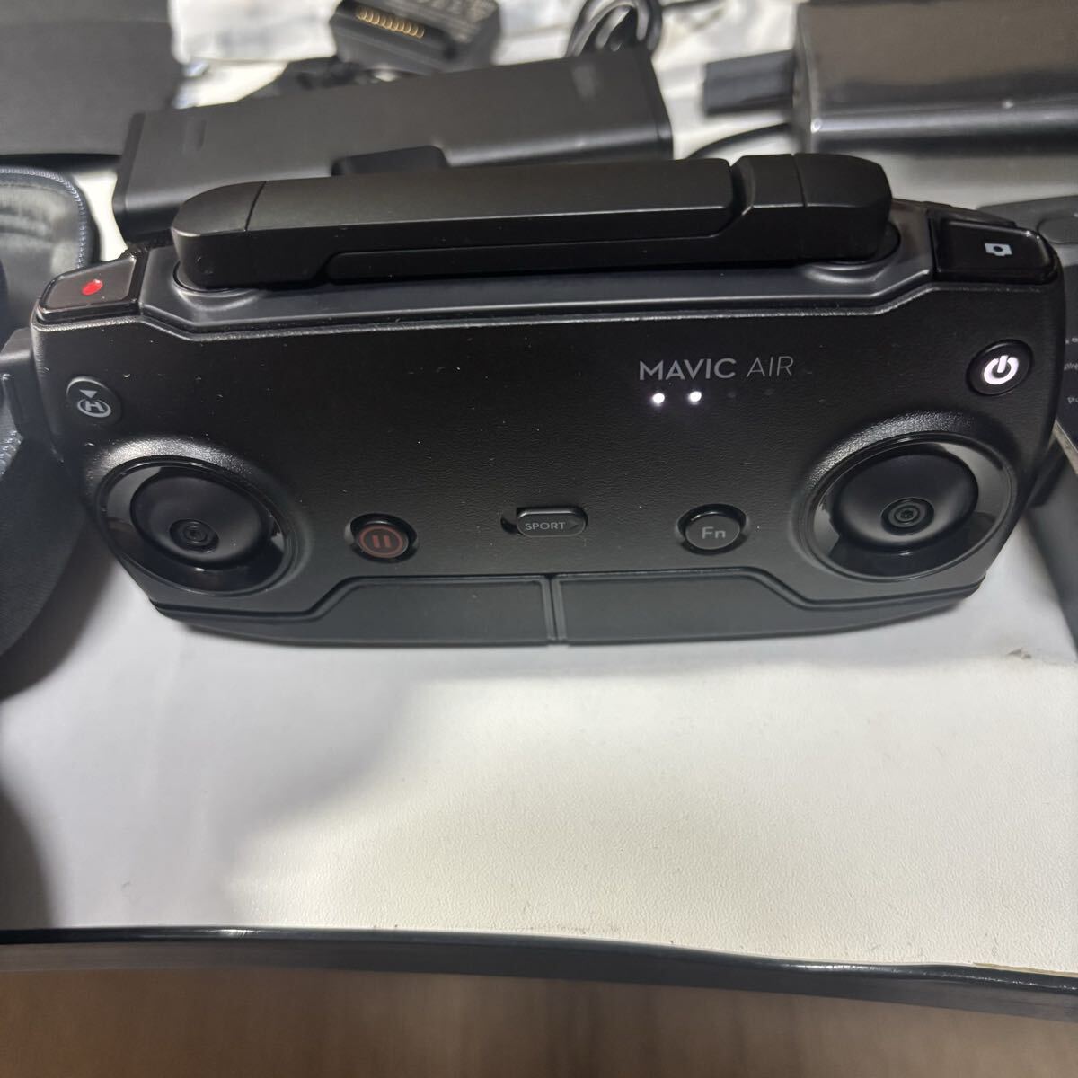 DJI MAVIC AIR FLY MORE COMBO ドローン_画像4